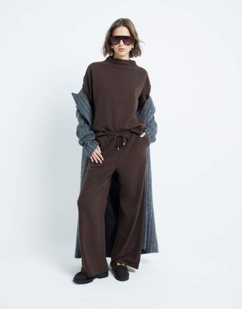 River Island - Behaaglijke broek met wijde pijpen in donkerbruin - view 1