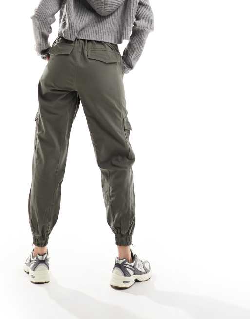 River Island belted cargo utility pants in khaki, 3 of 4