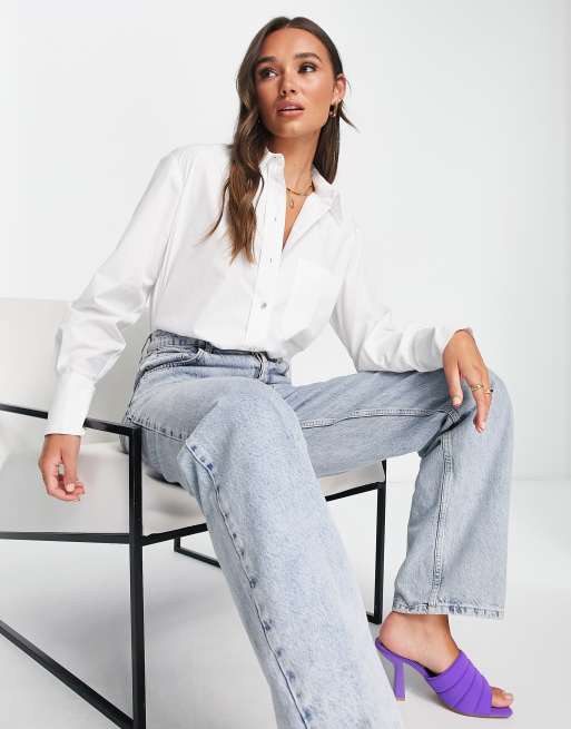 River Island – Biała koszula popelinowa z przecinającymi się kawałkami materiału na plecach