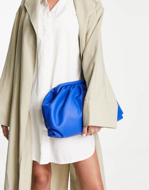 River Island – Blå, rynkad kuvertväska, 3 av 4