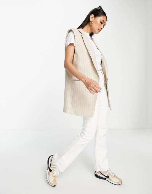 River Island - Blazer d'ensemble sans manches à fines rayures - Beige, 2 de 4