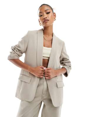 River Island - Blazer in Beige mit umgeschlagenen Ärmeln-Neutral