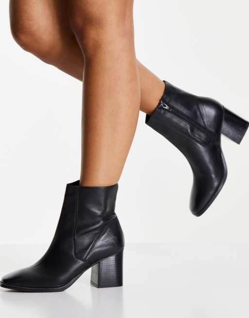 Block heel 2025 black leather boots