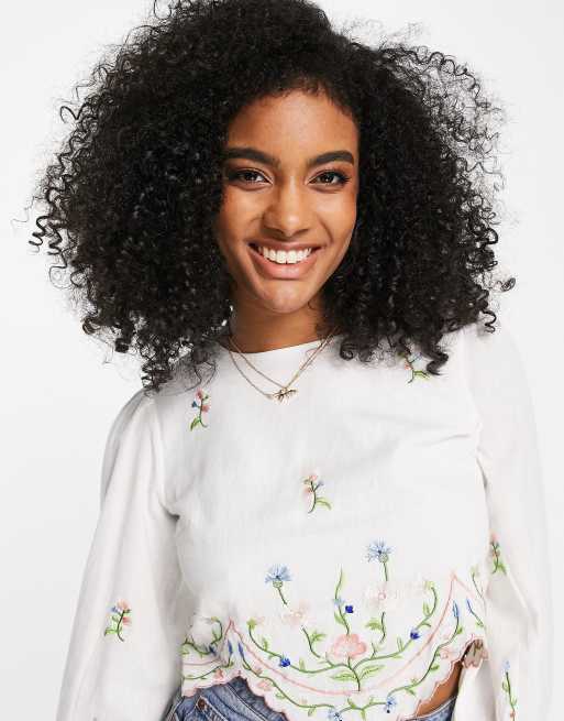 River Island - Blouse met geschulpte zoom en geborduurde details in wit, deel van co-ord set