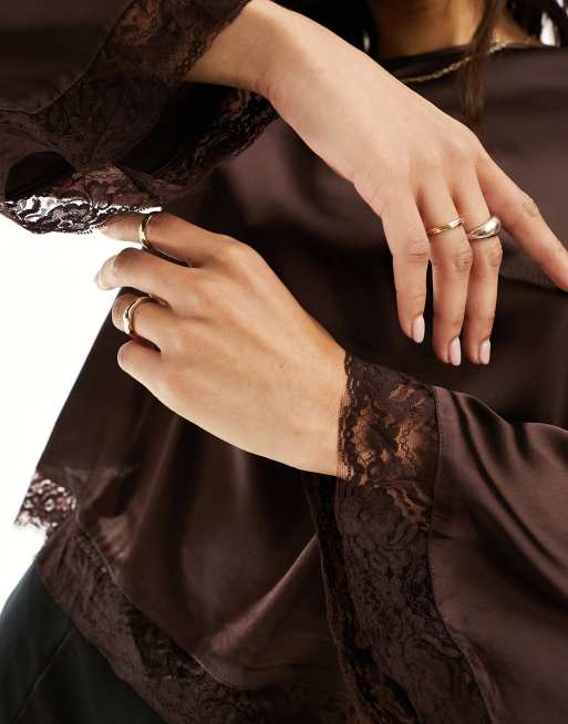 River Island - Blouse van satijn en kant en lange mouwen in bruin, 3 van 4