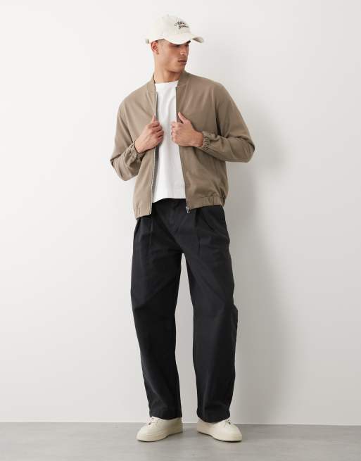 River Island bomber jacket in beige, 2 of 5
