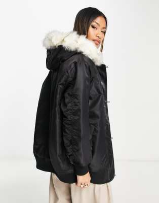 Black fur 2025 hood bomber jacket