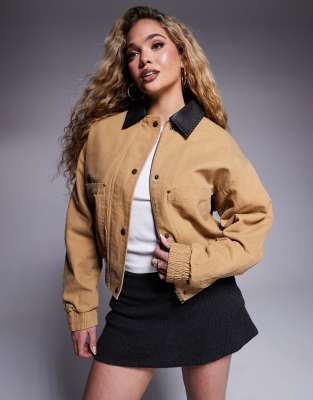 River Island - Bomberjacke aus Kunstleder in Beige-Neutral