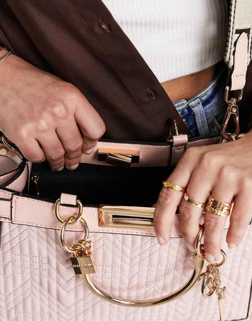 River Island - Borsa a tracolla trapuntata rosa chiaro indossabile in due modi , 4 di 4