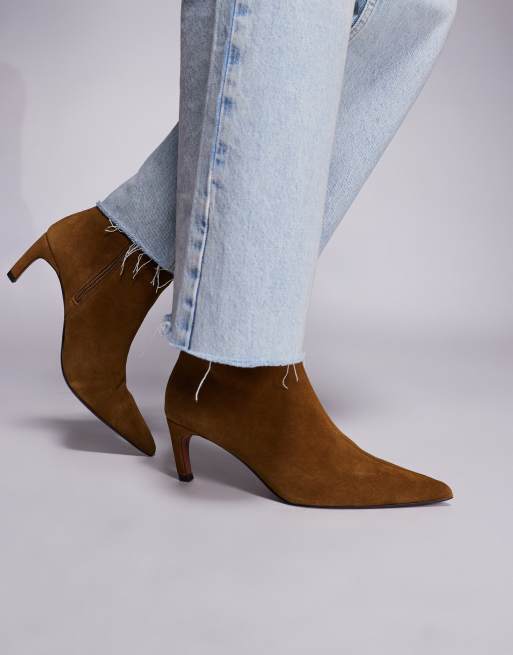 River Island - Bottes à petit talon et bout pointu en imitation daim - Fauve