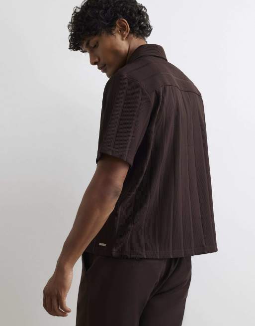 River Island Boxy fit plisse shirt in brown, 4 of 4