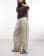 Thumbnail 1 van 5