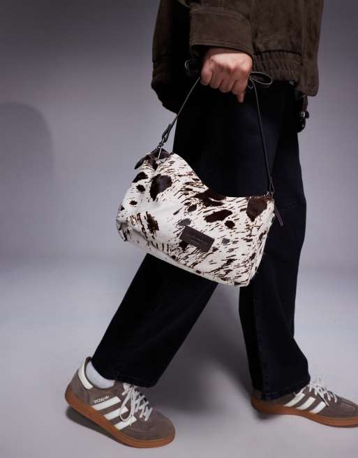 River Island - Brun crossbody-taske i læder med ponyhår og koprint, 4 af 4