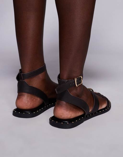 River Island – Bruna sandaler i läder med tåhätta och nitar, 2 av 4