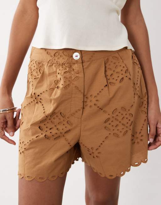 River Island - Brune shorts i poplin med cutwork-design, 3 af 5