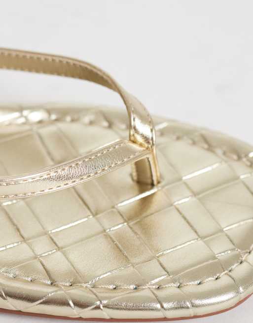 River Island buckle detail flip flop heels in gold, 3 of 4