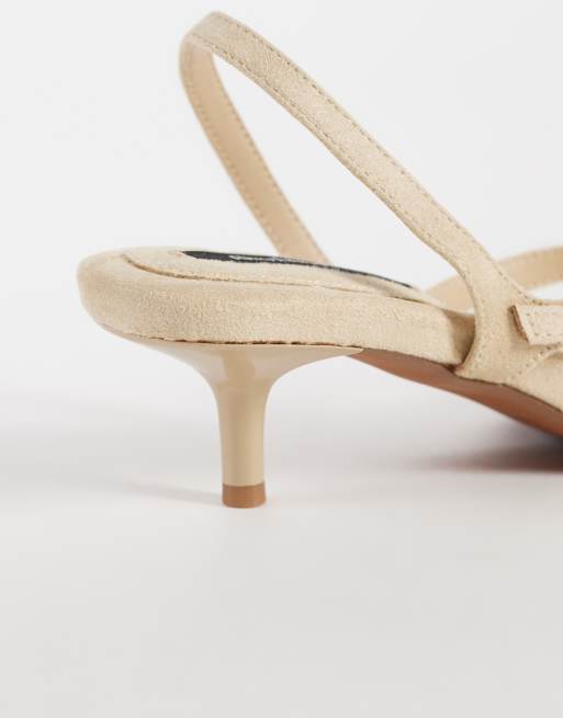 River Island buckle toe thong heeled sandals in beige, 3 of 4