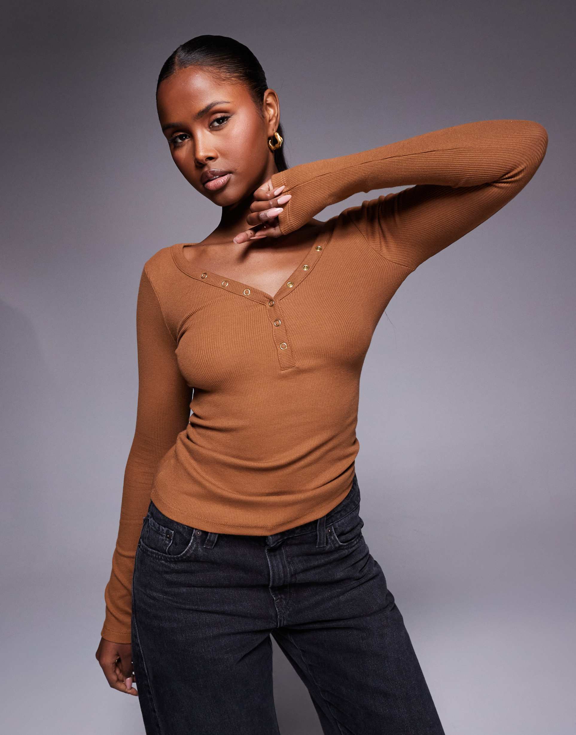 river island button v-neck ribbed top in beige