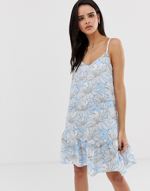 River Island cami slip dress in blue floral print | ASOS