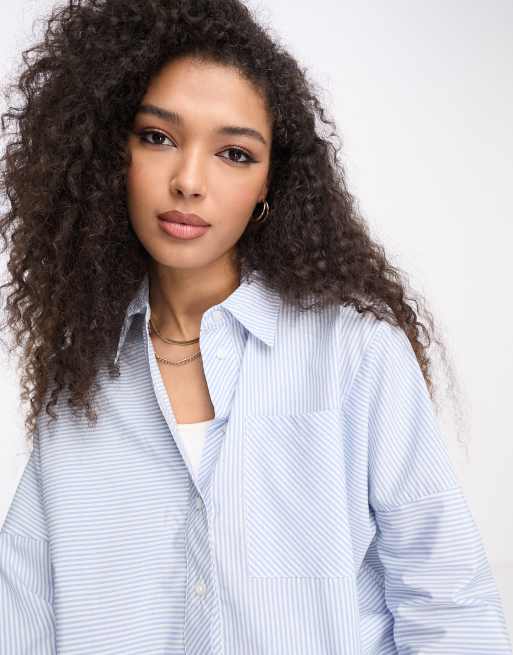 River Island - Camicia in popeline blu a righe taglio corto