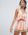 Thumbnail 1 van 4