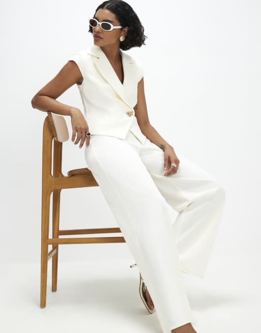 River Island Cap sleeve jumpsuit in cream, 2 of 4