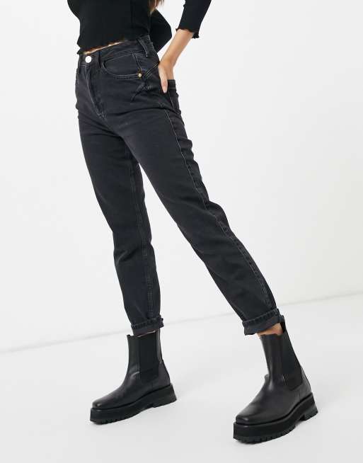 River Island Carrie comfort sculpt mom jeans in black | ASOS