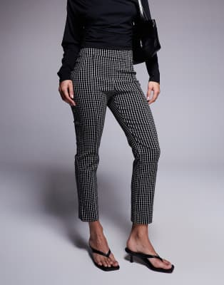 RIVER ISLAND CHECK CAPRI PANTS 