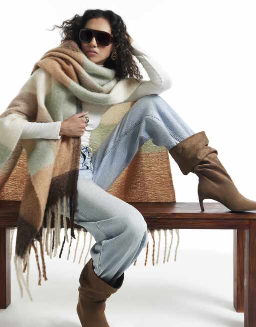 River Island Check knit scarf cape in cream, 3 of 4