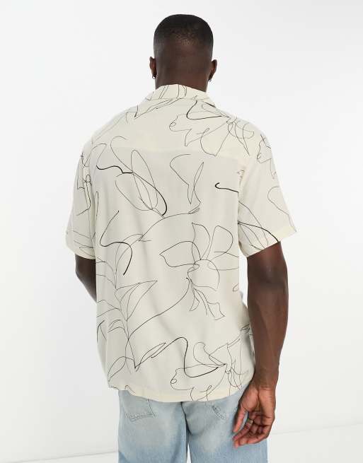 River Island - Chemise à motif fleur avec col à revers - Écru, 2 de 4