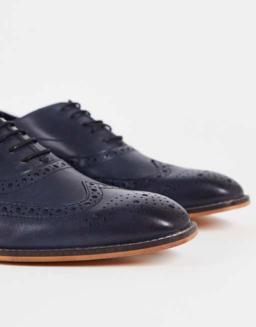 River Island chiseled oxford shoes in gray | ASOS
