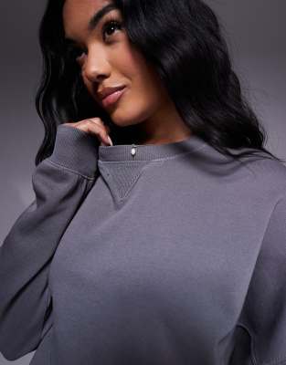 RIVER ISLAND CHOPPED SWEATSHIRT 