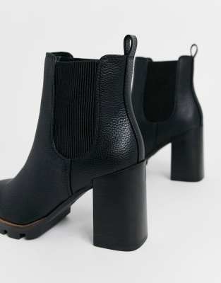 chunky heel chelsea boot