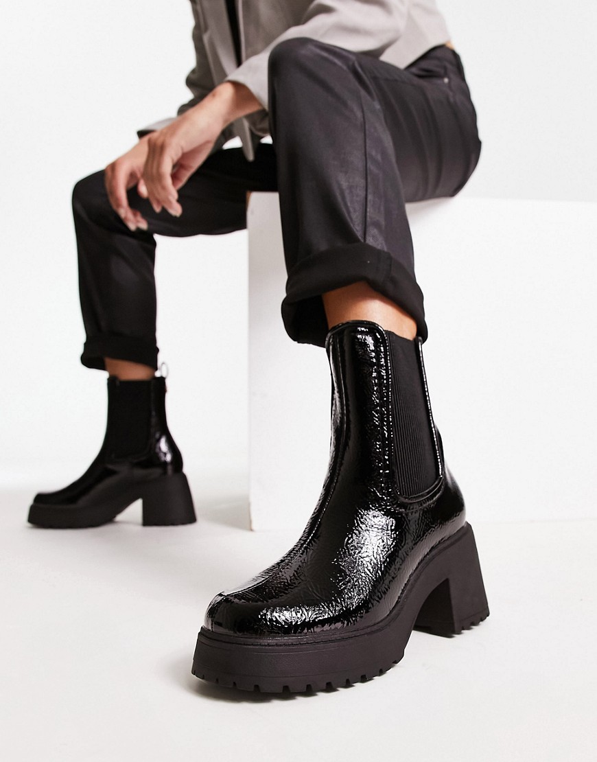 River Island chunky heeled chelsea boots in black