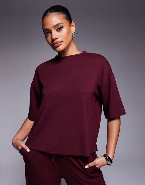 River Island clean oversized t-shirt in burgundy - view 1