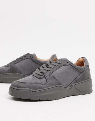 river island grey trainers
