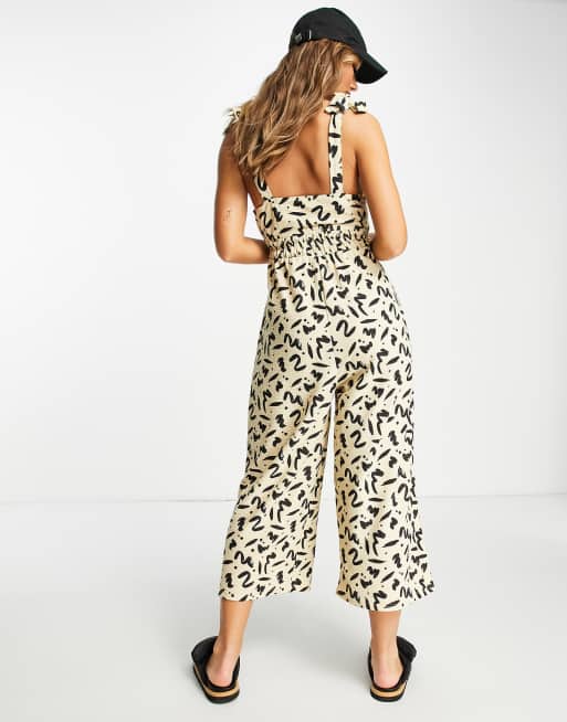 River Island - Combinaison imprimée à détail froncé - Beige, 4 de 4