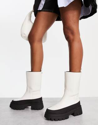 River Island contrast sole detail pull on chunky boot in white - ASOS Price Checker