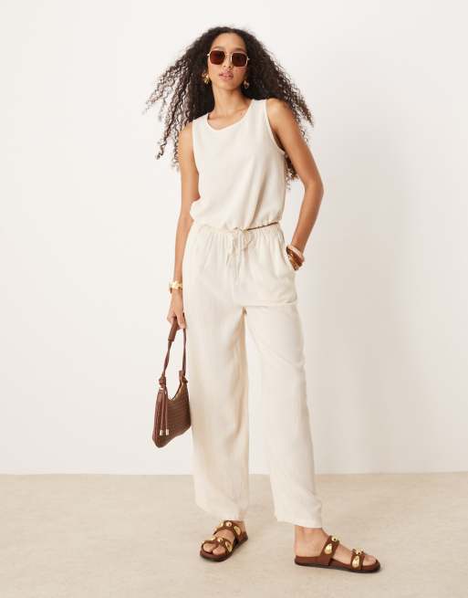 River Island - Coordinato con top senza maniche con fondo a palloncino in lino color panna