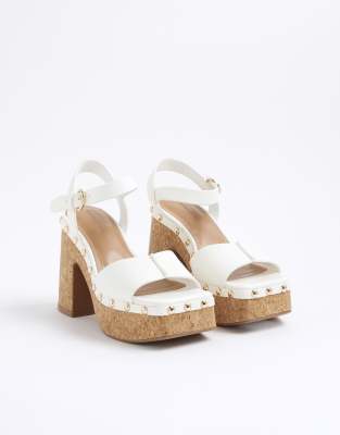  Cork platform heeled sandals 