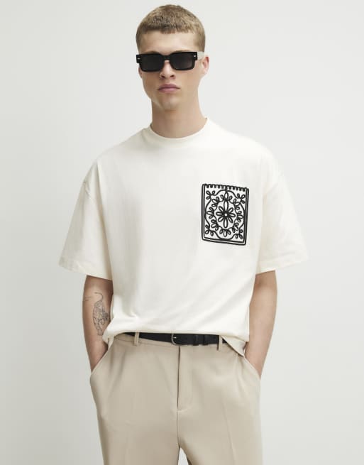 River Island Cotton floral pocket t-shirt in white, 2 of 4