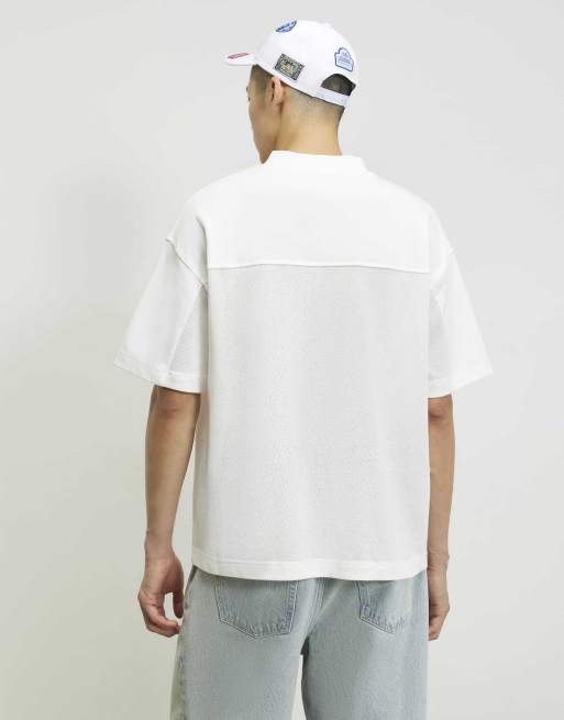 River Island Cotton mesh block v neck top in white, 4 of 4
