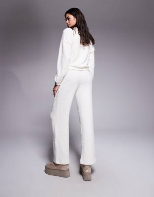 River Island Cozy Pants In White
