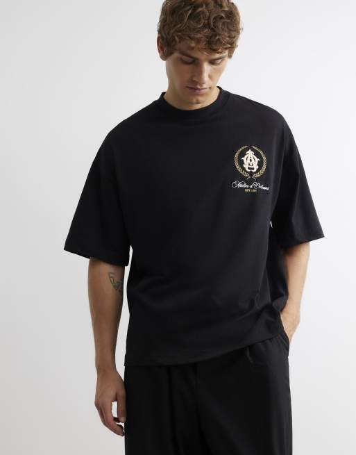 River Island Crest atelier oversized fit t-shirt in black, 3 of 4