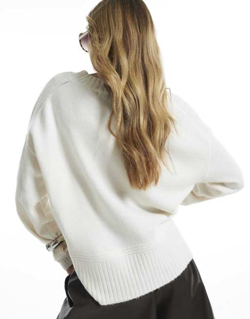 River Island Crew neck jumper in cream, 4 of 4