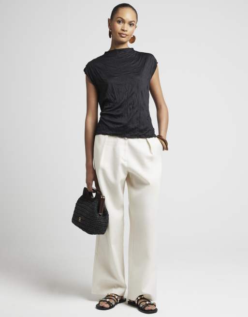 River Island Crinkle top in black