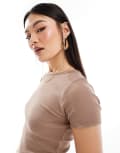 [River Island] River Island cropped t-shirt in light brown 16 Light brown