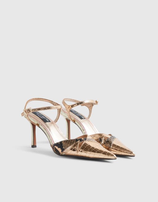 River Island Cut out detail court heels in rose gold, 2 of 4
