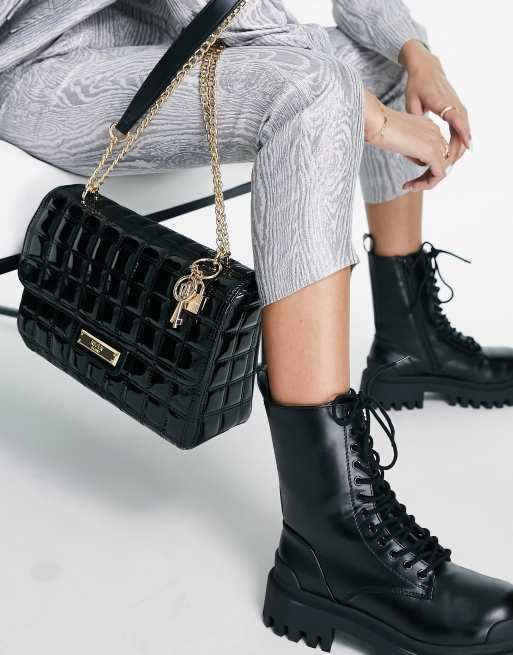 River Island – Czarna pikowana torba na ramię z łańcuszkiem