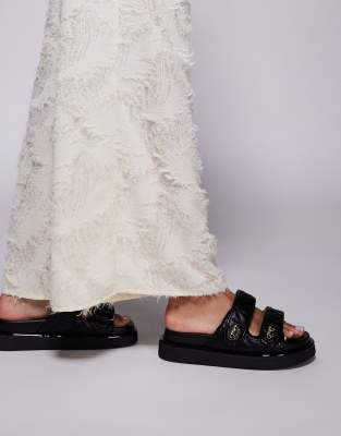 River Island - Dad-Sandalen in Schwarz mit Steppmuster